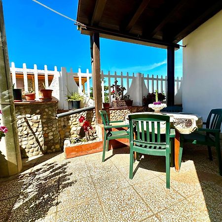 Ferienwohnung Casa Del Sole Campofelice Di Roccella Exterior foto